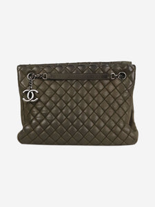 Chanel Khaki green 2014 quilted chain shoulder bag