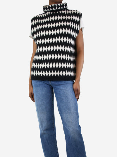 Black high-neck diamond patterned vest - size M Knitwear Lisa Yang 