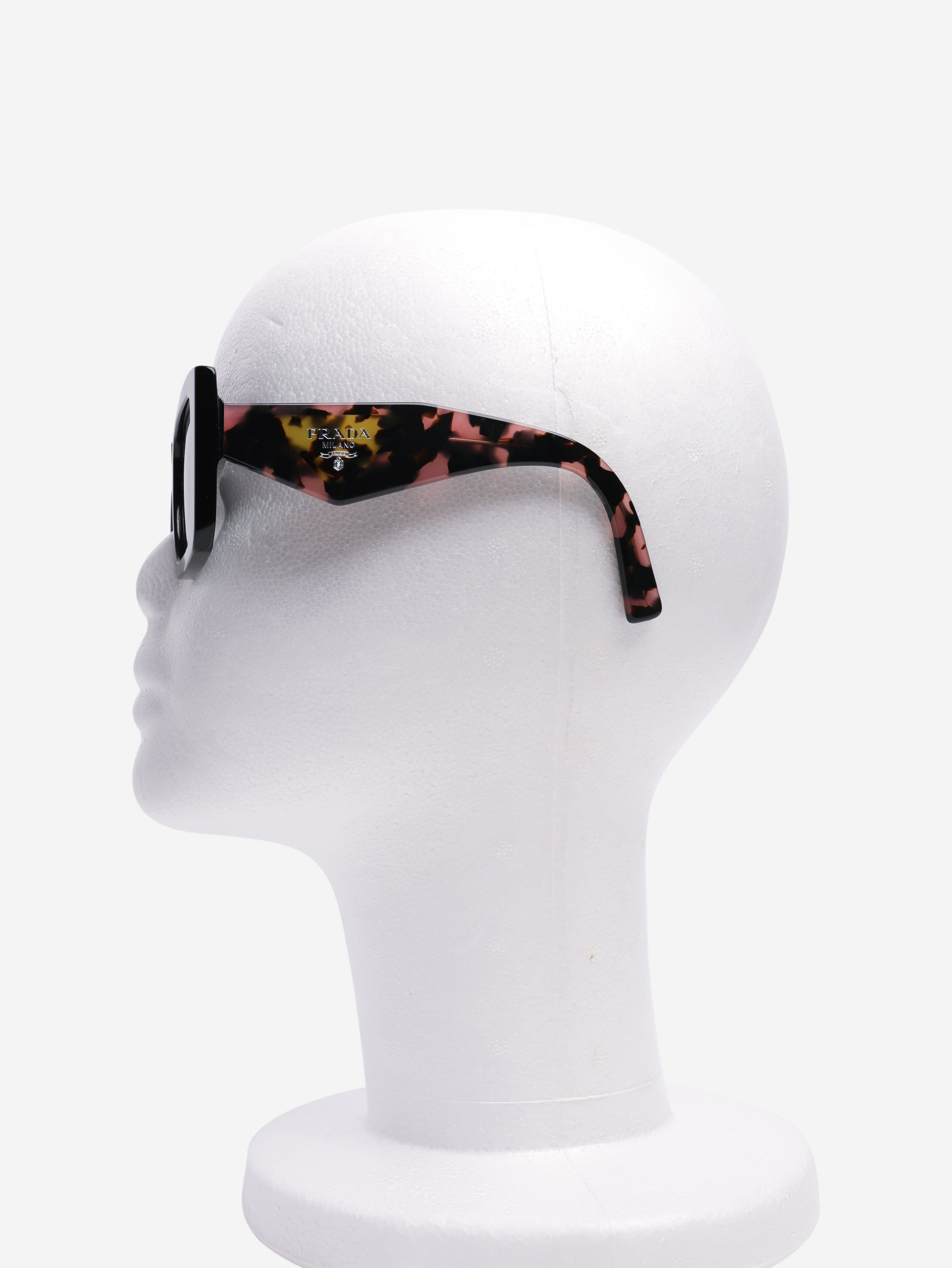 Black square-frame sunglasses Sunglasses Prada 