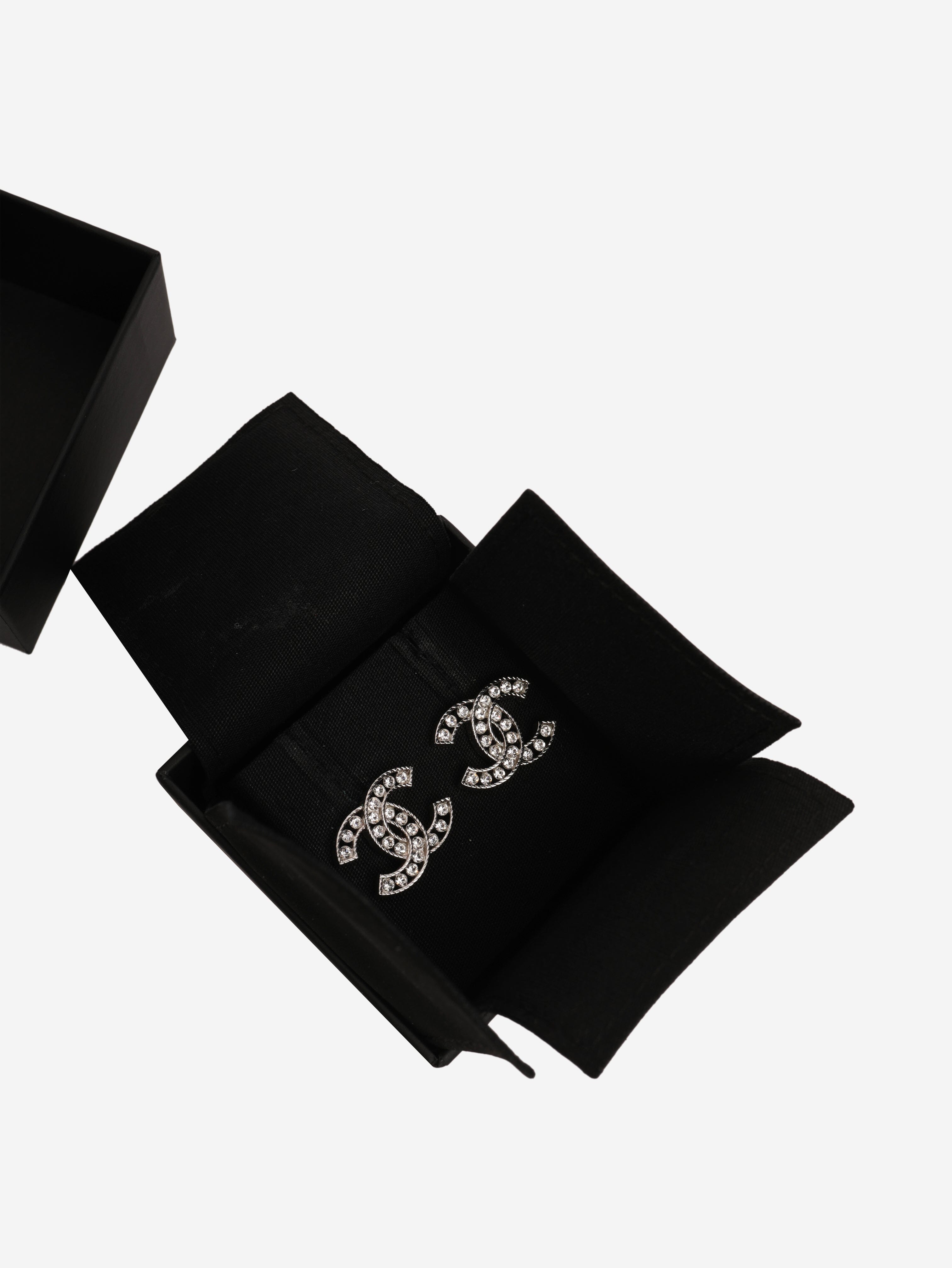 Silver CC rhinestone earrings Earrings Chanel 