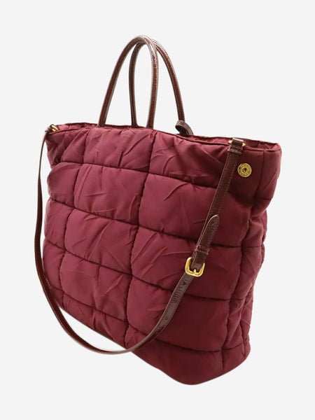 Berry quilted nylon 2way tote bag alternate image