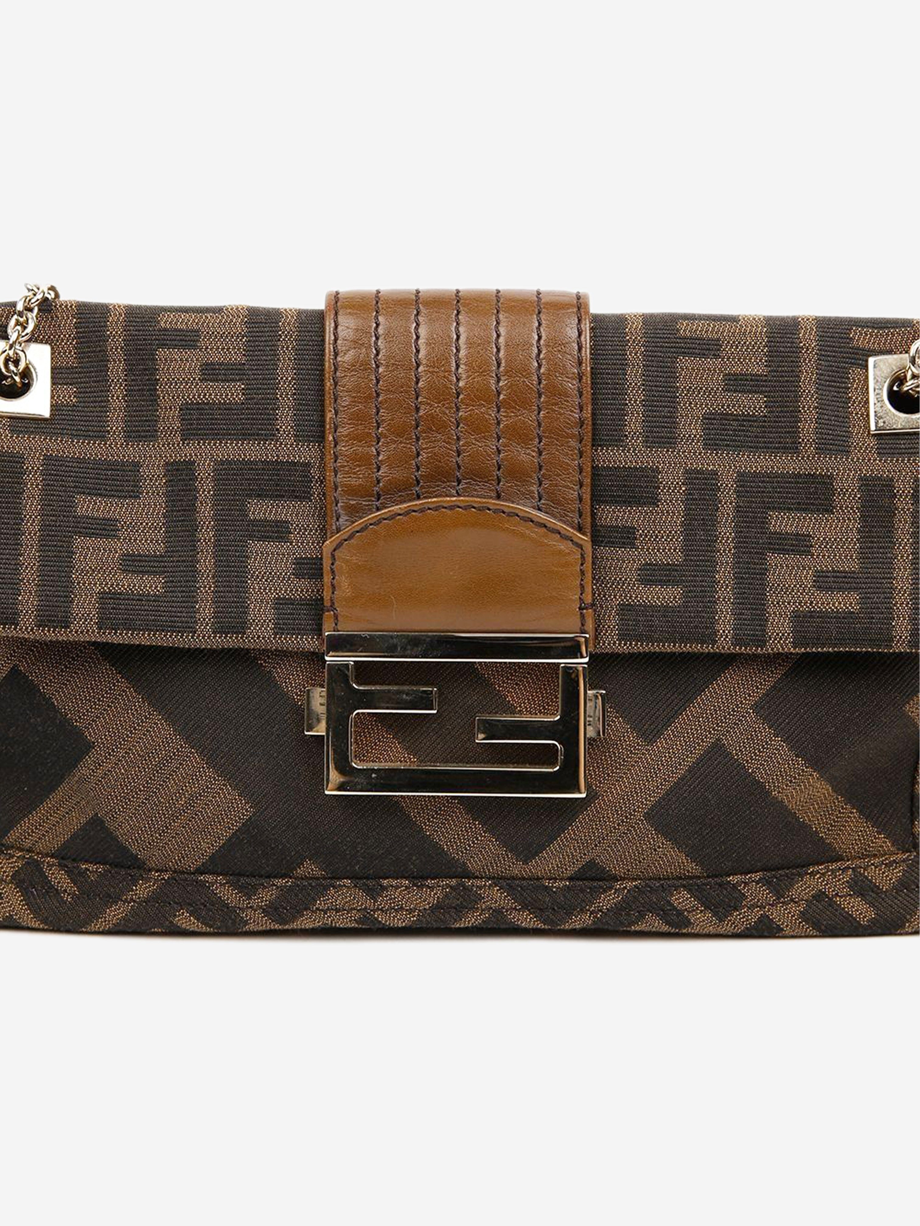Brown Zucca Baguette bag Shoulder bags Fendi 