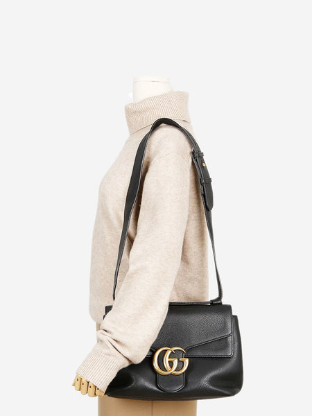 Black large GG Marmont leather shoulder bag alternate image