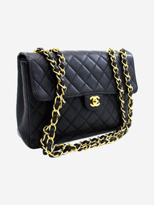 Chanel Black vintage 2002 jumbo caviar Classic flap bag