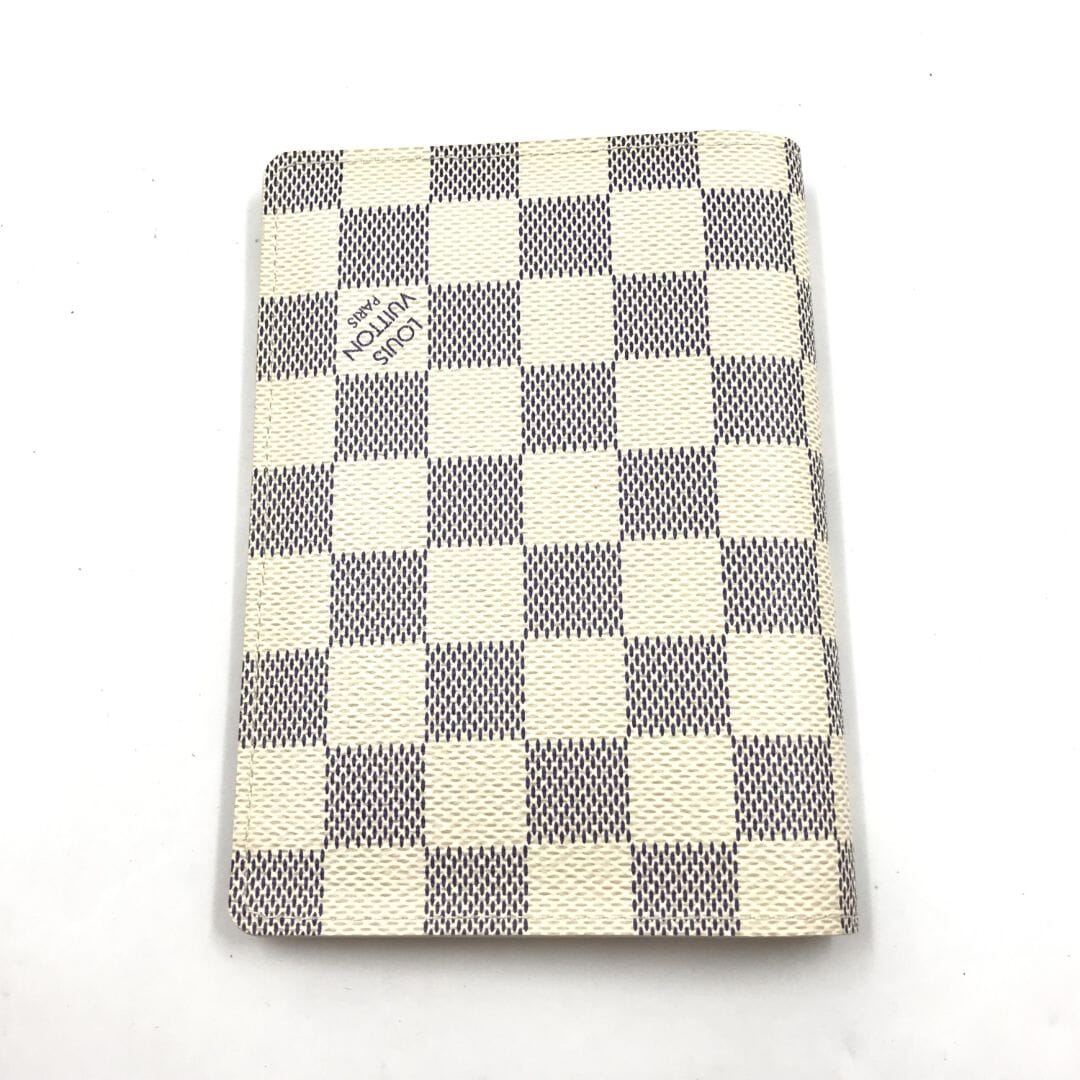 Cream Damier Azur passport cover Wallets, Purses & Small Leather Goods Louis Vuitton 
