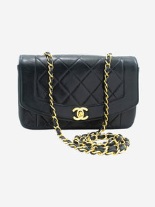 Chanel Black vintage 1991 small Diana shoulder bag