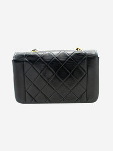 Chanel Black vintage 1991 small Diana shoulder bag