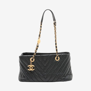 Chanel Black 2012 V-Stitch lambskin chain shoulder bag