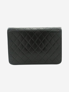 Chanel Black vintage 2000 lambskin shoulder bag