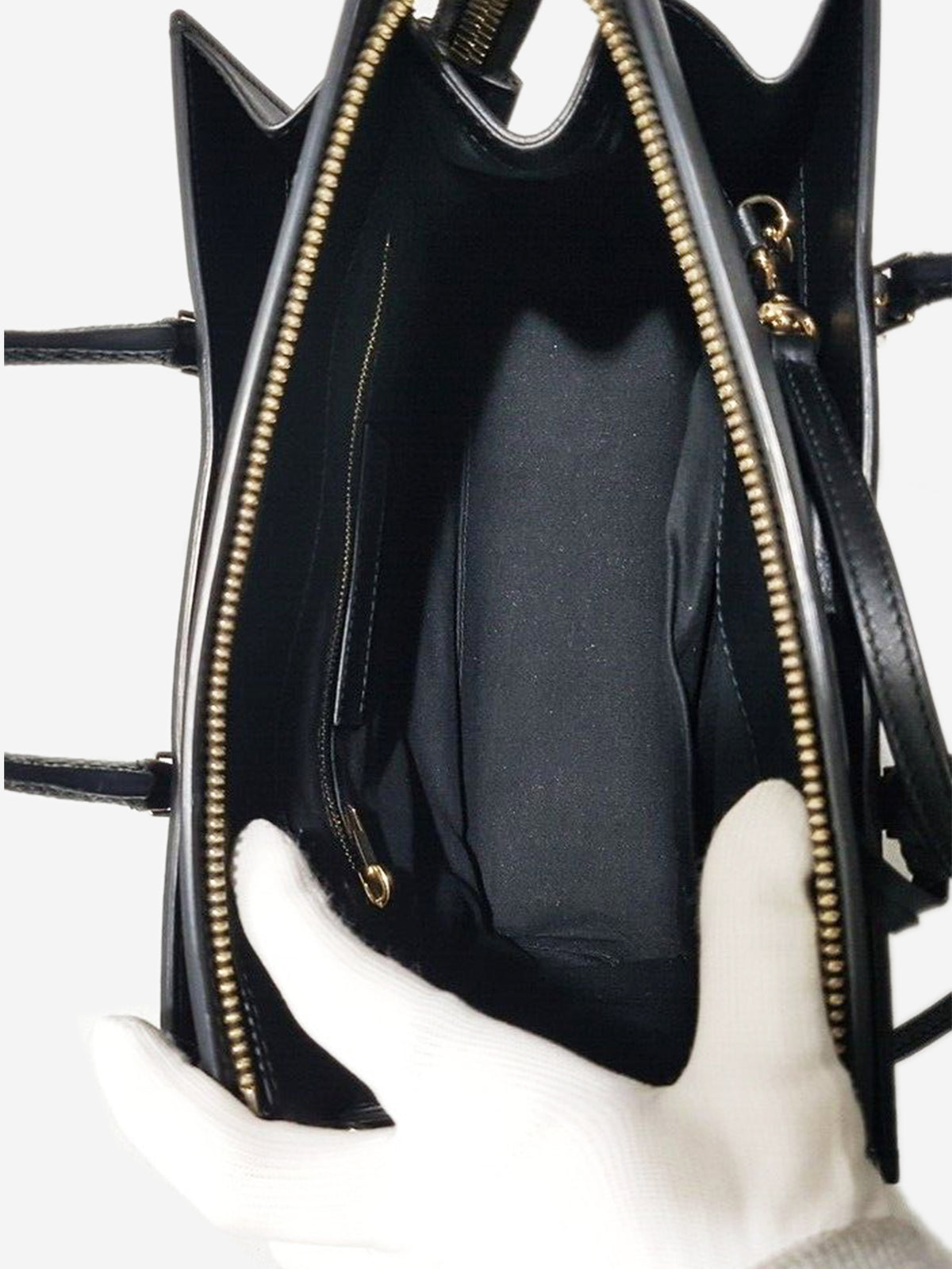 Black City Plate Portfolio bag