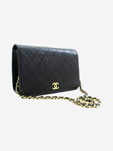 Chanel Black vintage 1996-1997 full-flap chain shoulder bag