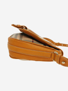 Burberry Burberry Brown BURBERRY Nova Check Shoulder Bag PVC Leather Beige Gold Yellow Brown Auth 95338 - size