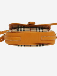 Burberry Burberry Brown BURBERRY Nova Check Shoulder Bag PVC Leather Beige Gold Yellow Brown Auth 95338 - size