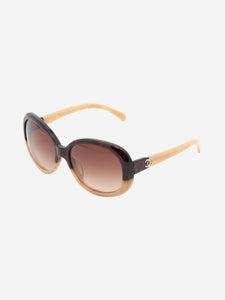 Chanel Black and beige two-tone ombre sunglasses