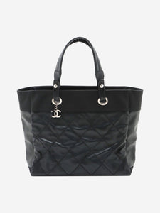 Chanel Black 2012 leather CC charm tote