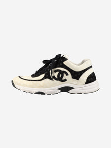 Chanel Cream and black CC suede trainers - size EU 42