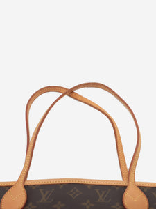 Louis Vuitton Brown 2009 Monogram Neverfull MM tote bag