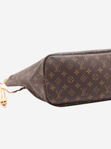 Louis Vuitton Brown 2007 Monogram Neverfull MM tote bag