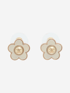 Chanel Gold Coco Mark flower earrings