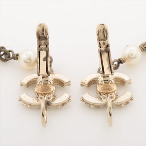 Chanel Gold CC 16K pearl drop earrings