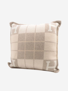 Hermes Brown Avalon III cushion