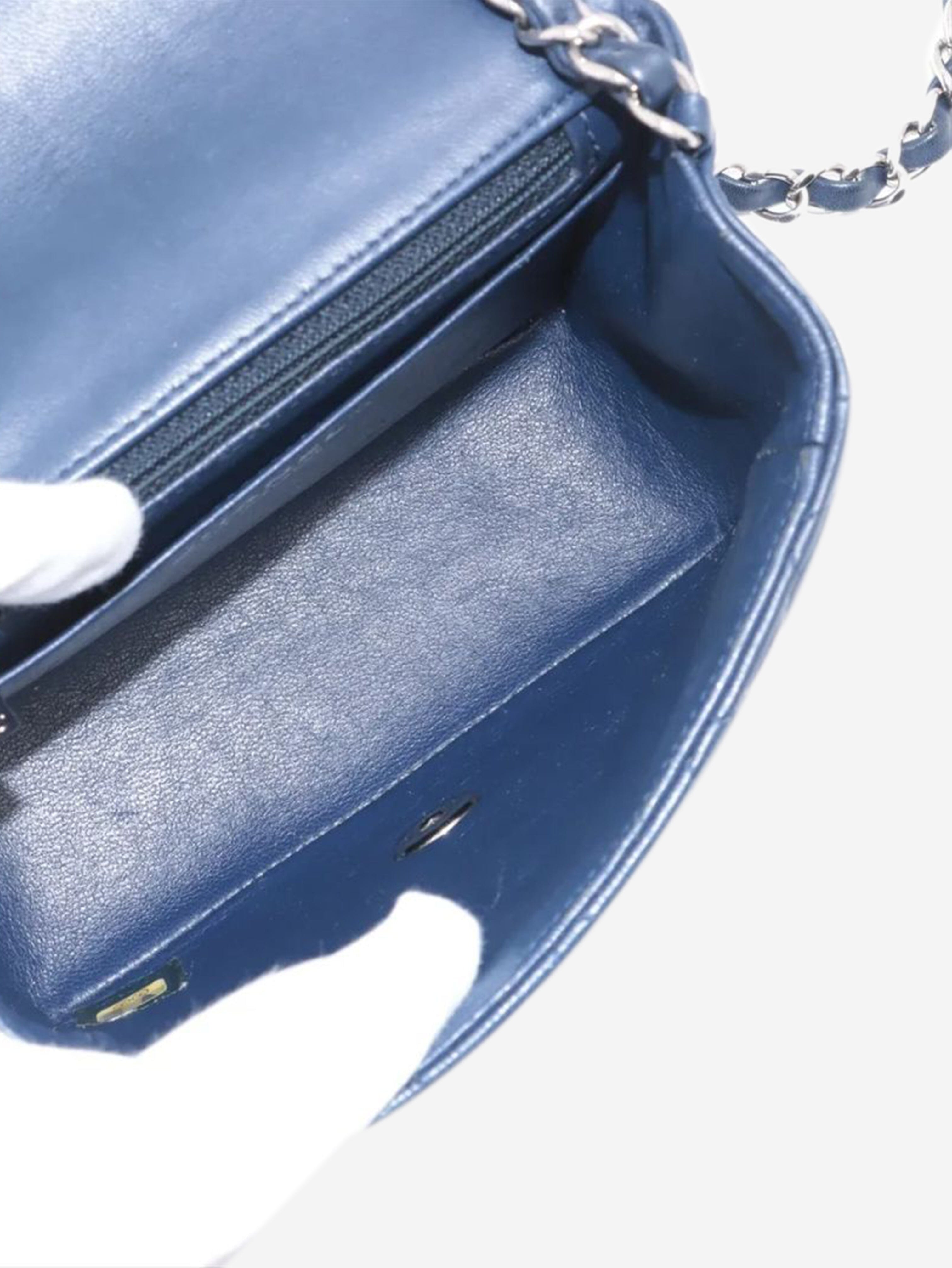 Navy blue 2016 mini lambskin Classic Single Flap bag Cross-body bags Chanel 