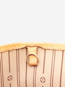 Louis Vuitton Brown 2011 Monogram Neverfull MM tote bag