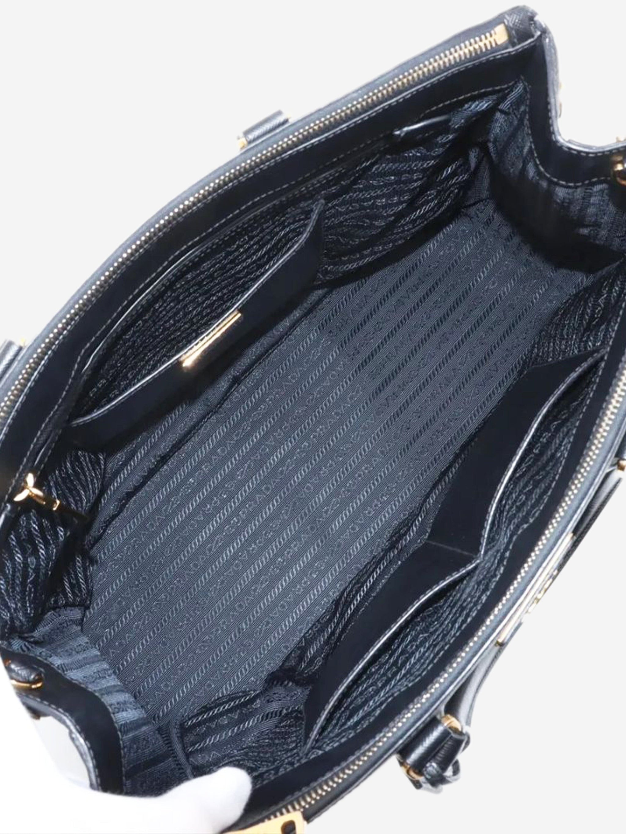 Black Saffiano Lux Galleria 2way bag | Sign of the Times