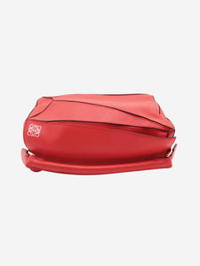 Loewe Red medium Puzzle bag