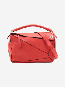 Loewe Red medium Puzzle bag