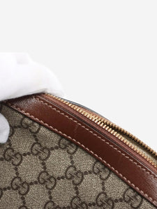 Gucci Brown GG Supreme small messenger bag