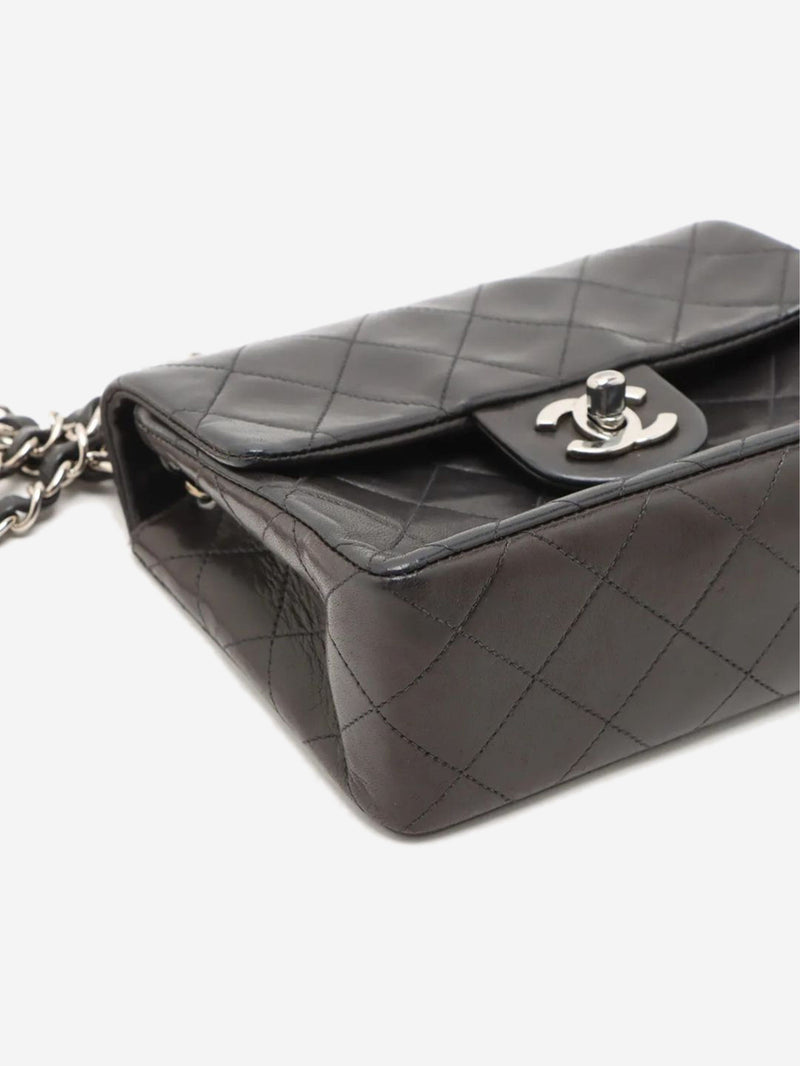 Black vintage 1996 mini lambskin Classic Single Flap bag Shoulder bags Chanel 