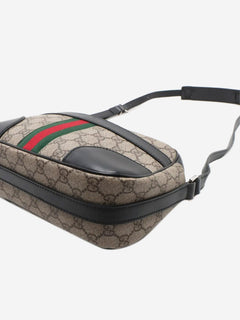 Brown GG Supreme shoulder bag