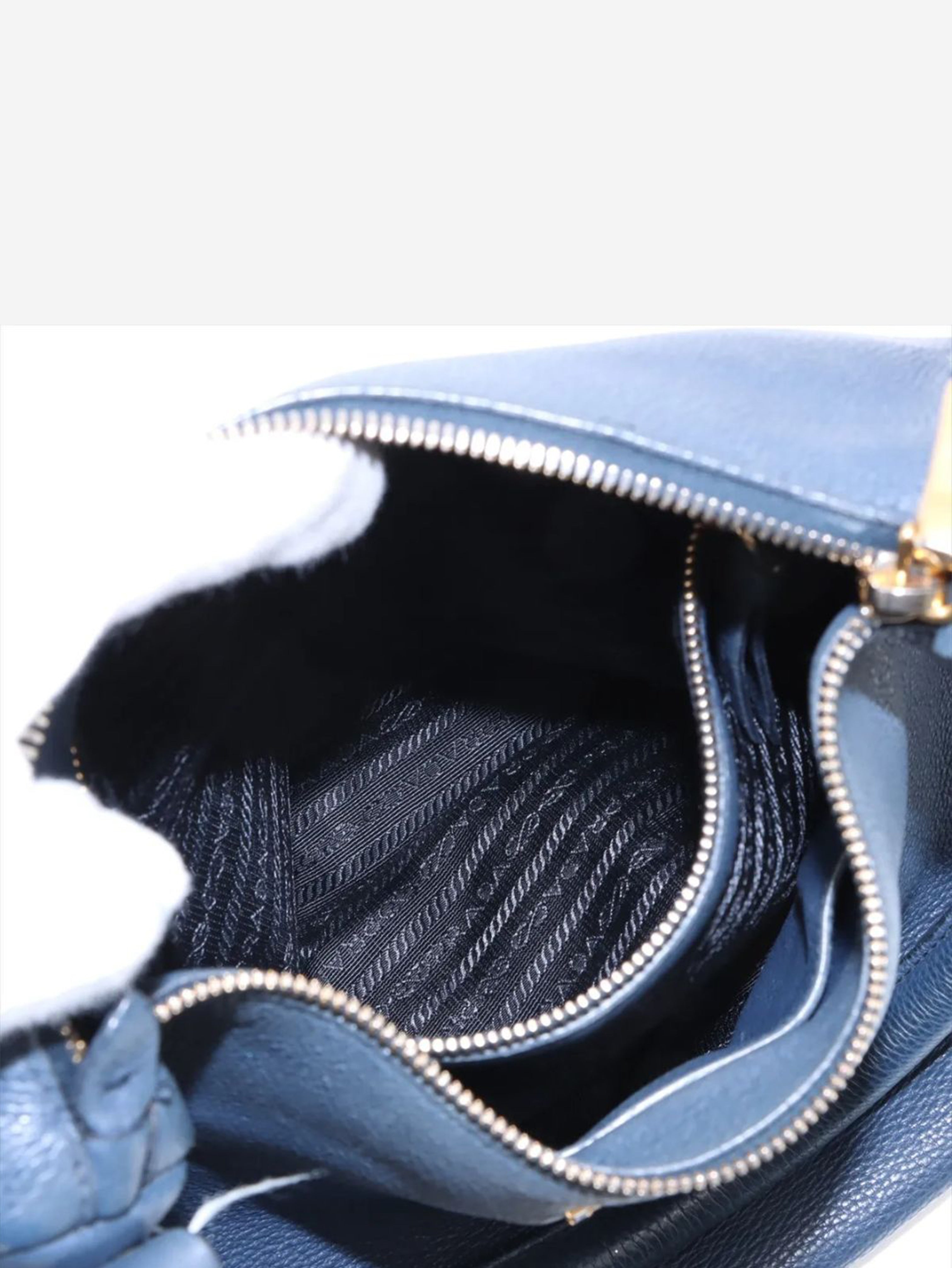 Dark blue Vitello Daino leather shoulder bag