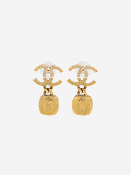 Gold faux pearl Coco earrings alternate image