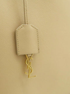 Neutral Toy Shopping leather tote bag Tote Bags Saint Laurent 