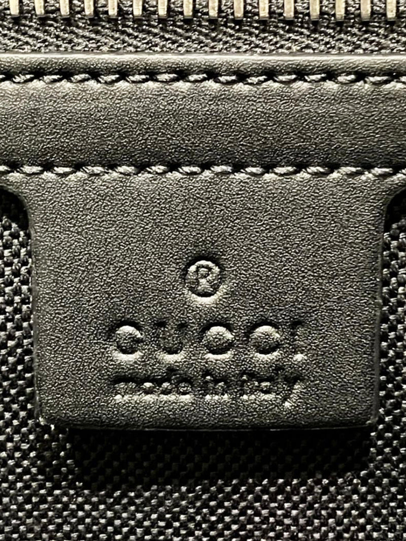 Black GG Supreme canvas shoulder bag Shoulder bags Gucci 