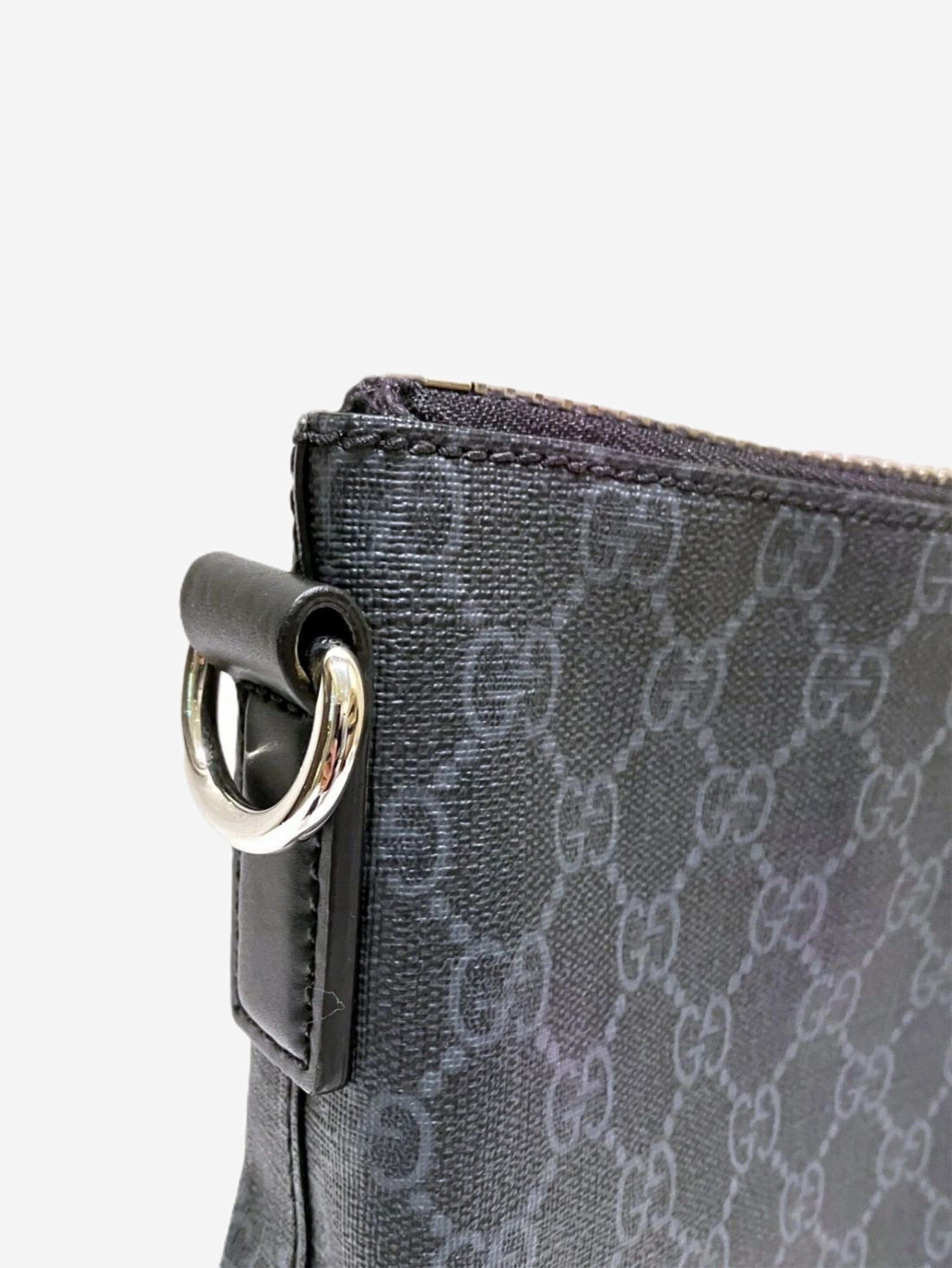 Black GG Supreme canvas shoulder bag Shoulder bags Gucci 