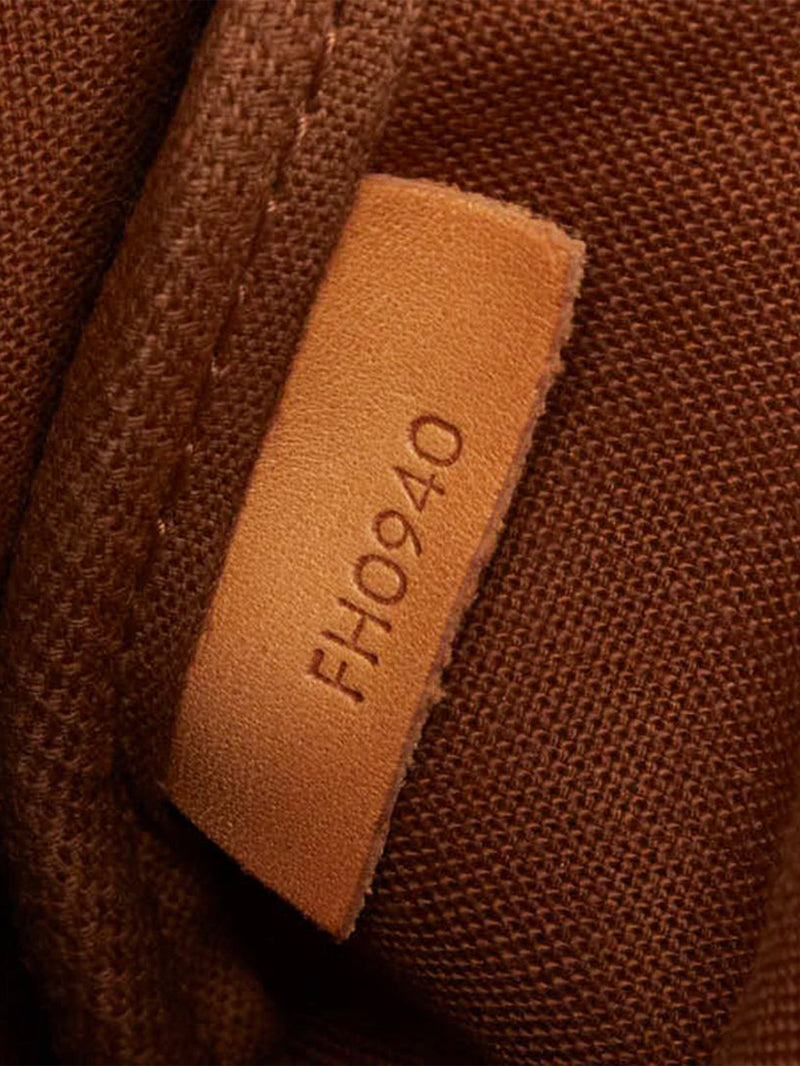 Brown vintage 1990 Monogram Saumur 30 bag Cross-body Bags Louis Vuitton 