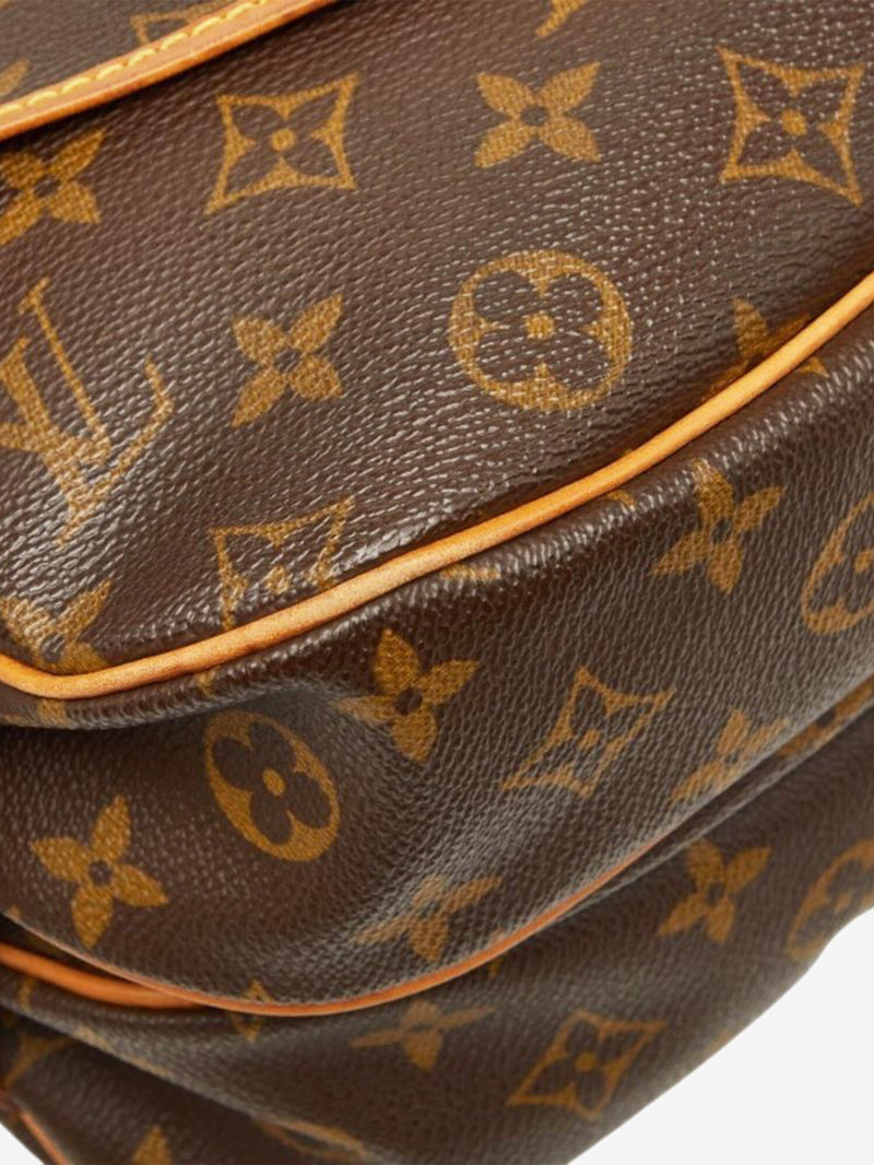 Brown vintage 1990 Monogram Saumur 30 bag Cross-body Bags Louis Vuitton 