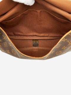 Brown vintage 1990 Monogram Saumur 30 bag Cross-body Bags Louis Vuitton 
