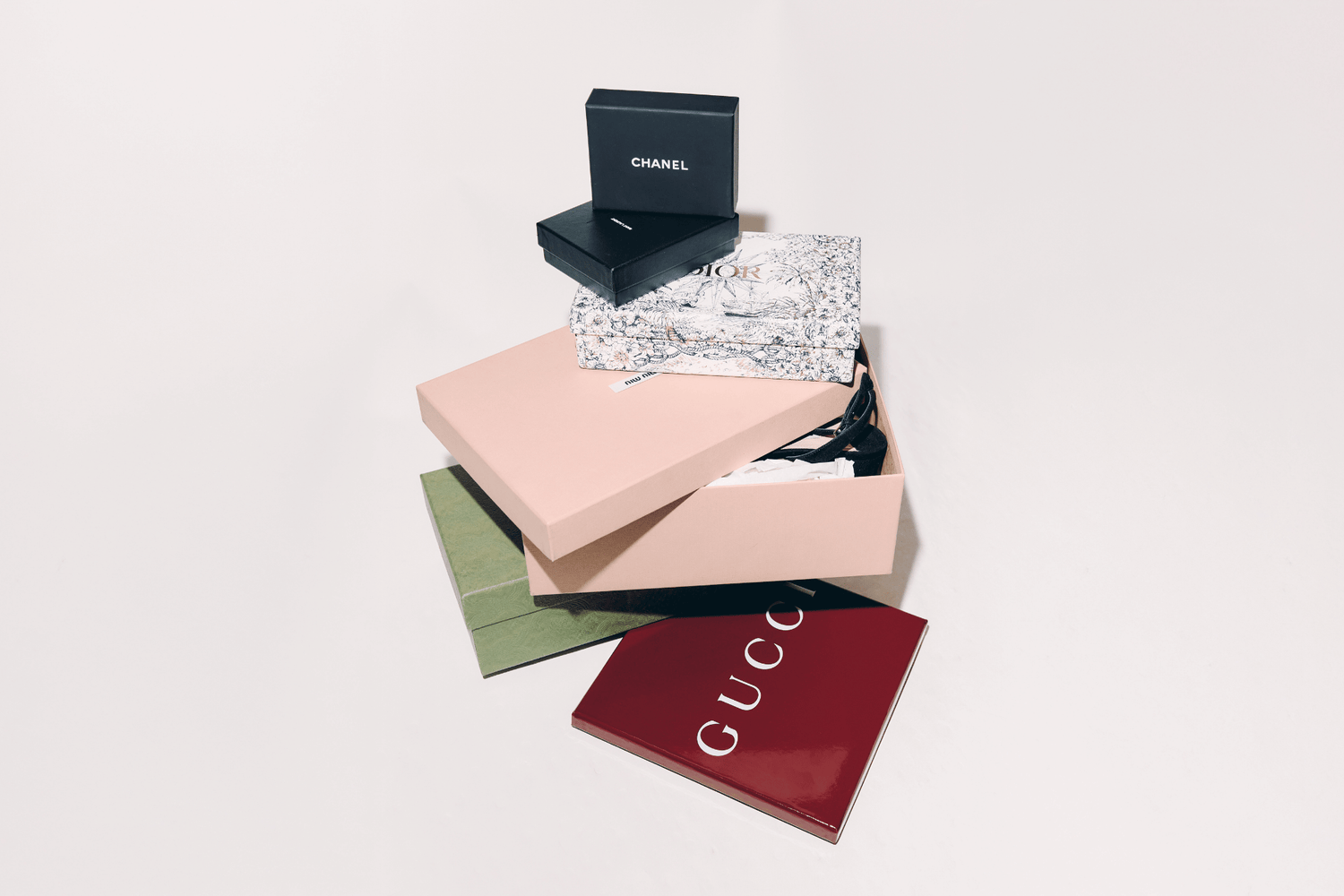 THE LATEST PRELOVED LUXURY DROP