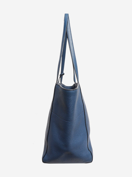 Blue Vitello Daino tote bag alternate image