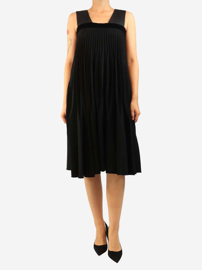 Black pleated mini dress - size