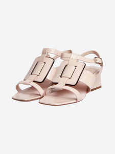 Roger Vivier Roger Vivier Light pink patent open toe block heel sandals - size EU 34.5 (UK 1.5)