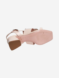 Roger Vivier Roger Vivier Light pink patent open toe block heel sandals - size EU 34.5 (UK 1.5)