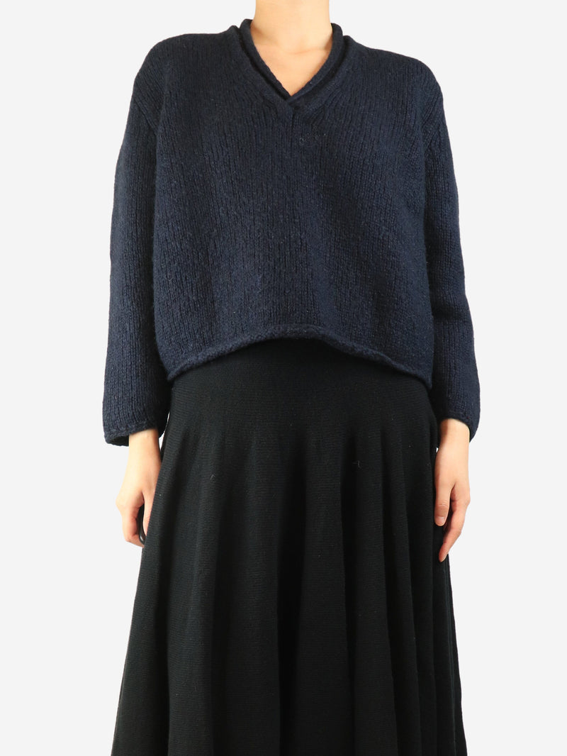 Navy chunky v-neck jumper - size M Knitwear Boboutic 
