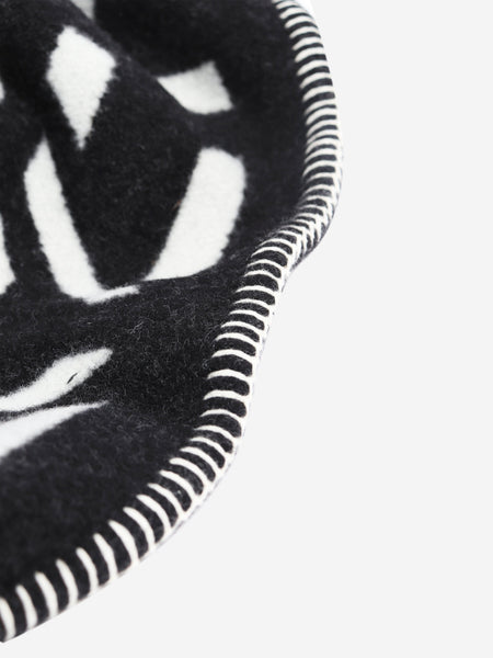 Black Alphabeta blanket alternate image