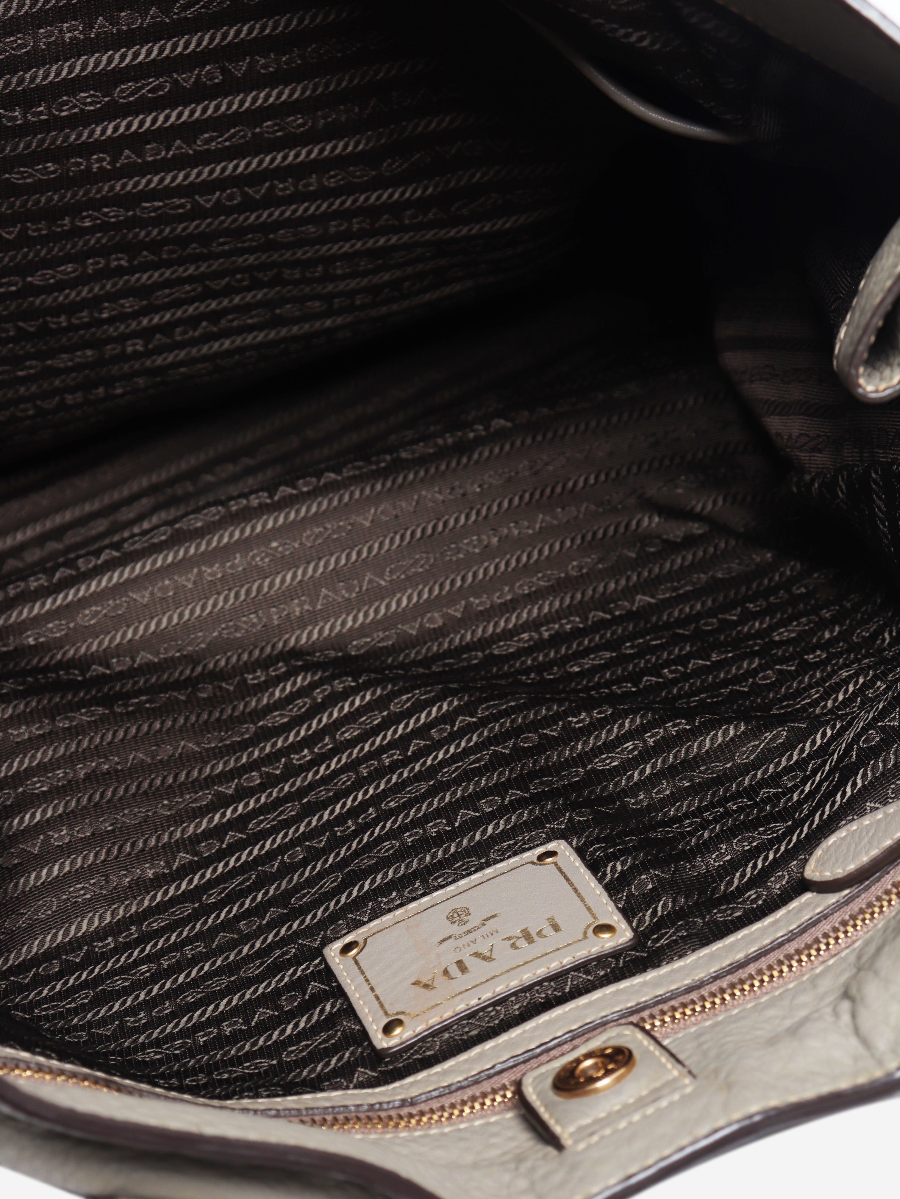 Grey Vitello Daino side-zip Shopper tote