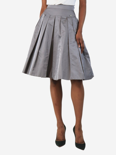 Grey silk pleated skirt - size UK 8 Skirts Chanel 
